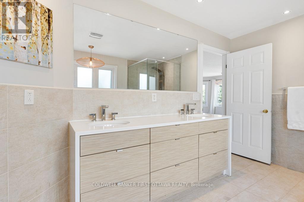 5525 Pettapiece Crescent, Ottawa, Ontario  K4M 1C6 - Photo 26 - X11936940