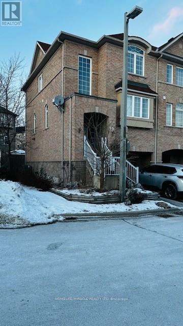 99 Bernard Avenue E, Brampton, Ontario  L6Y 5S3 - Photo 2 - W11937029