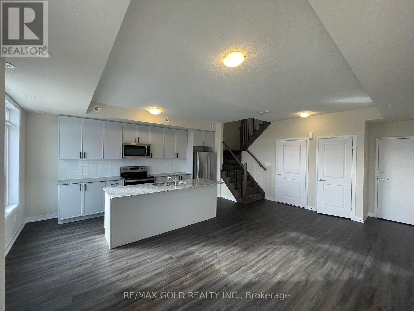 Property at 414 - 1581 ROSE WAY image 3