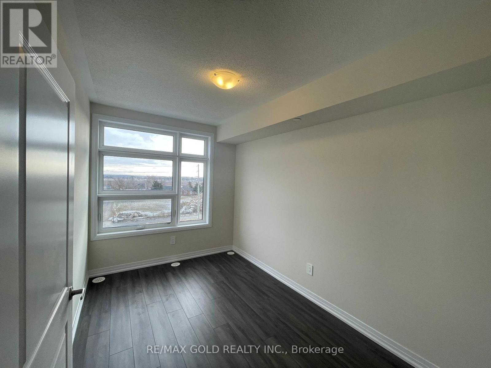 414 - 1581 Rose Way, Milton, Ontario  L9E 1N4 - Photo 8 - W11905114