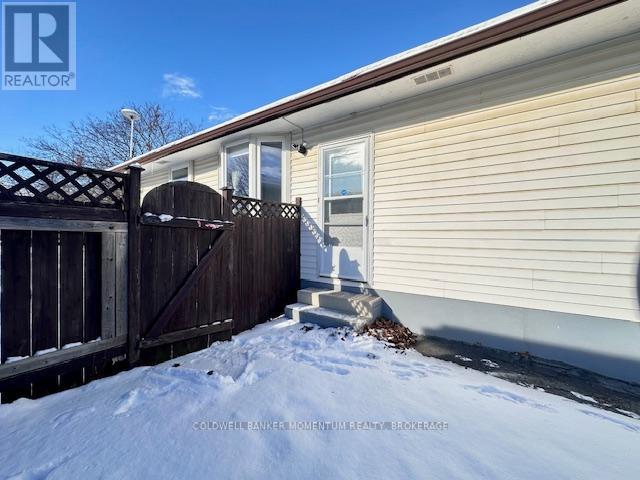 Bsmt - 126 Elma Street, St. Catharines, Ontario  L2N 6A2 - Photo 2 - X11937183