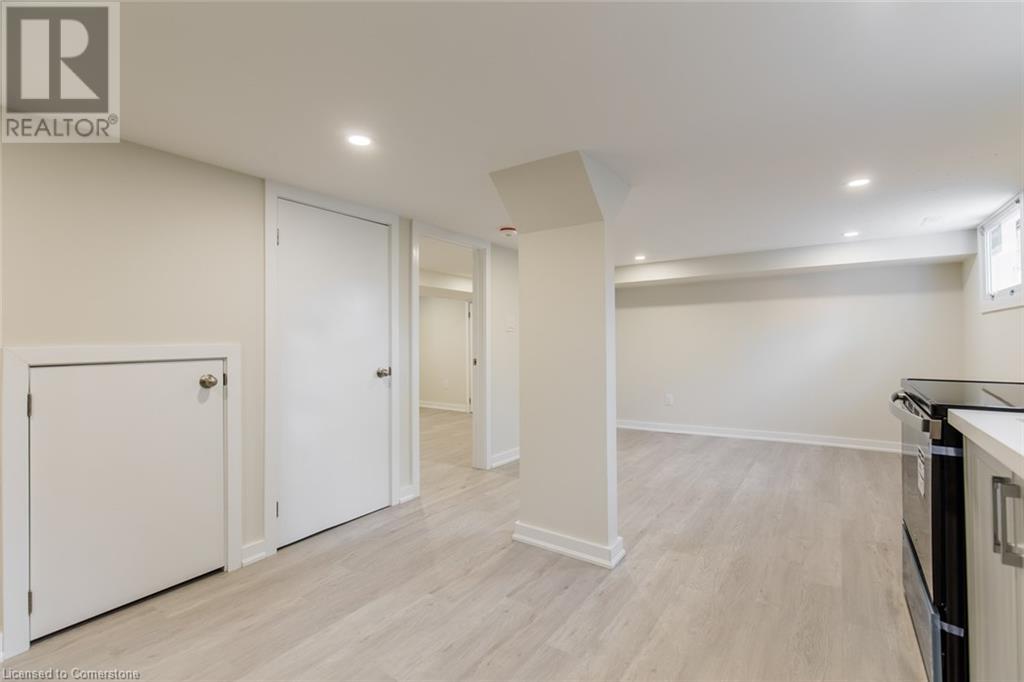 129 East 22nd Street Unit# 2, Hamilton, Ontario  L8V 2V5 - Photo 3 - 40690103