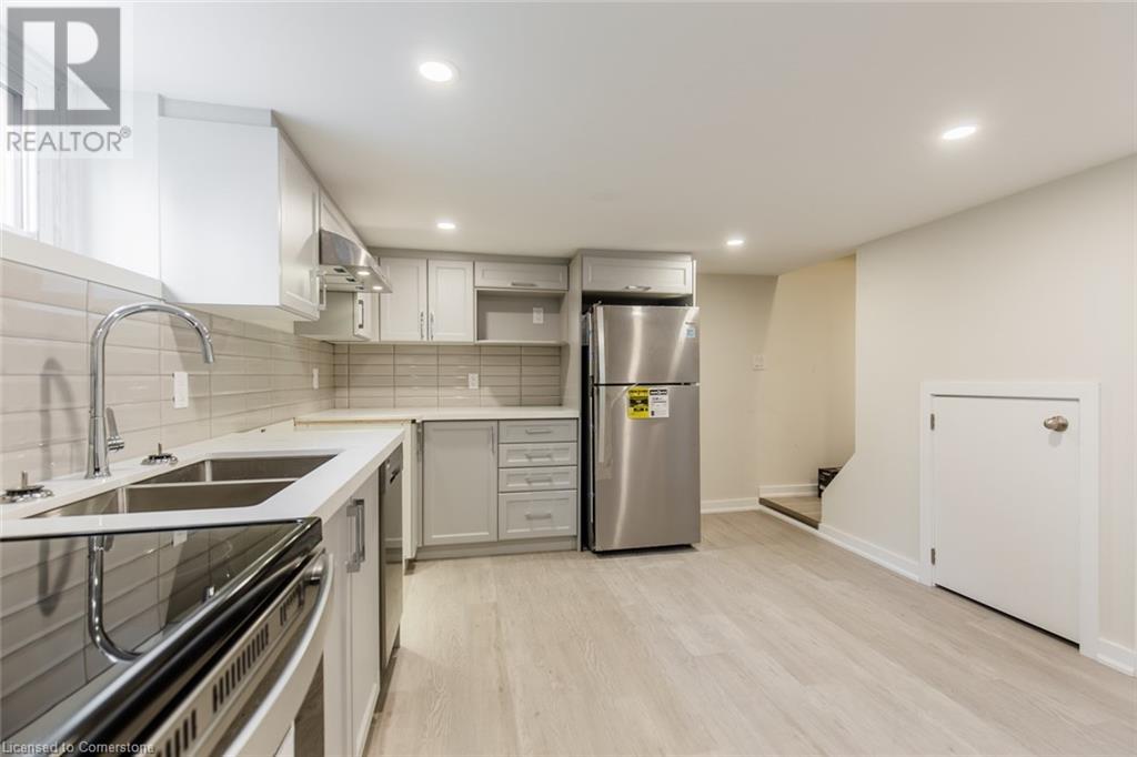 129 East 22nd Street Unit# 2, Hamilton, Ontario  L8V 2V5 - Photo 2 - 40690103