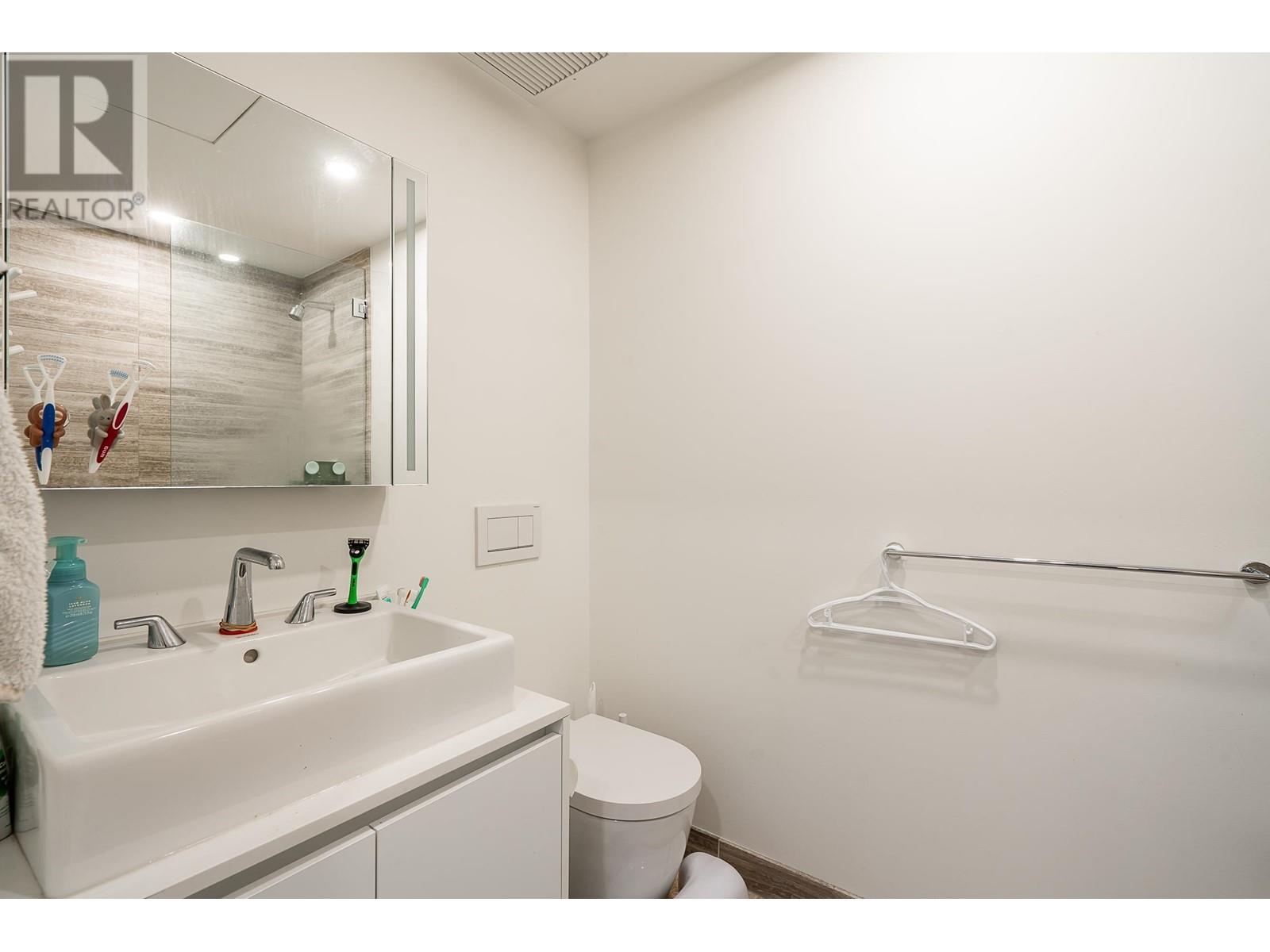 301 1480 Howe Street, Vancouver, British Columbia  V6Z 0G5 - Photo 12 - R2932458