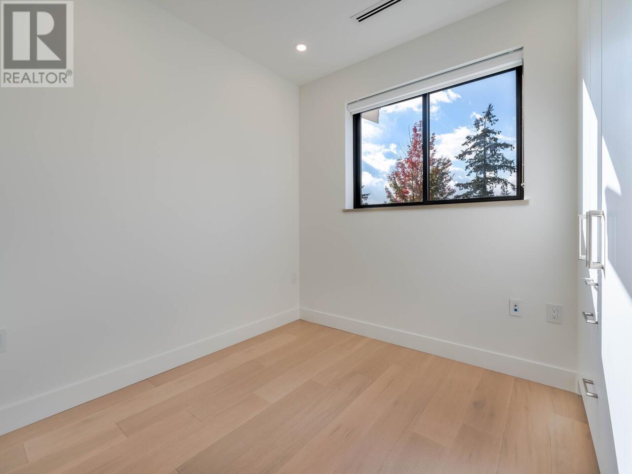 2905 Rosemont Drive, Vancouver, British Columbia  V5S 2C7 - Photo 12 - R2959434