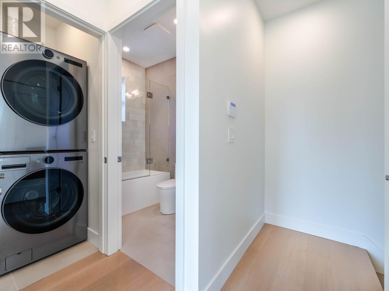 2905 Rosemont Drive, Vancouver, British Columbia  V5S 2C7 - Photo 11 - R2959434