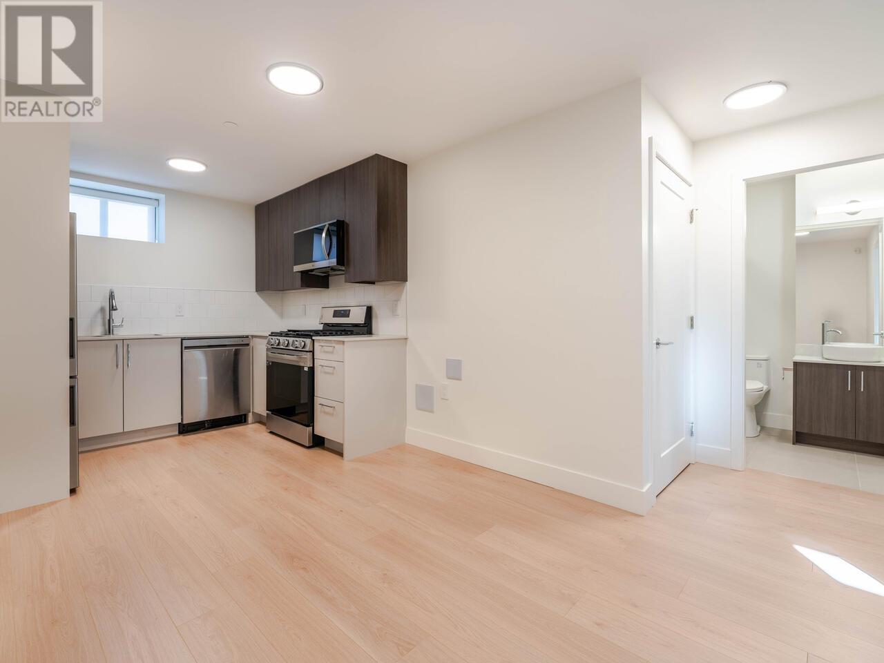 2905 Rosemont Drive, Vancouver, British Columbia  V5S 2C7 - Photo 4 - R2959434