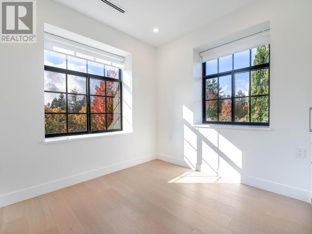 2905 Rosemont Drive, Vancouver, British Columbia  V5S 2C7 - Photo 14 - R2959434