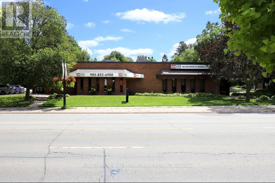 1654 Lakeshore Road W, Mississauga, Ontario  L5J 1J3 - Photo 6 - W10441520