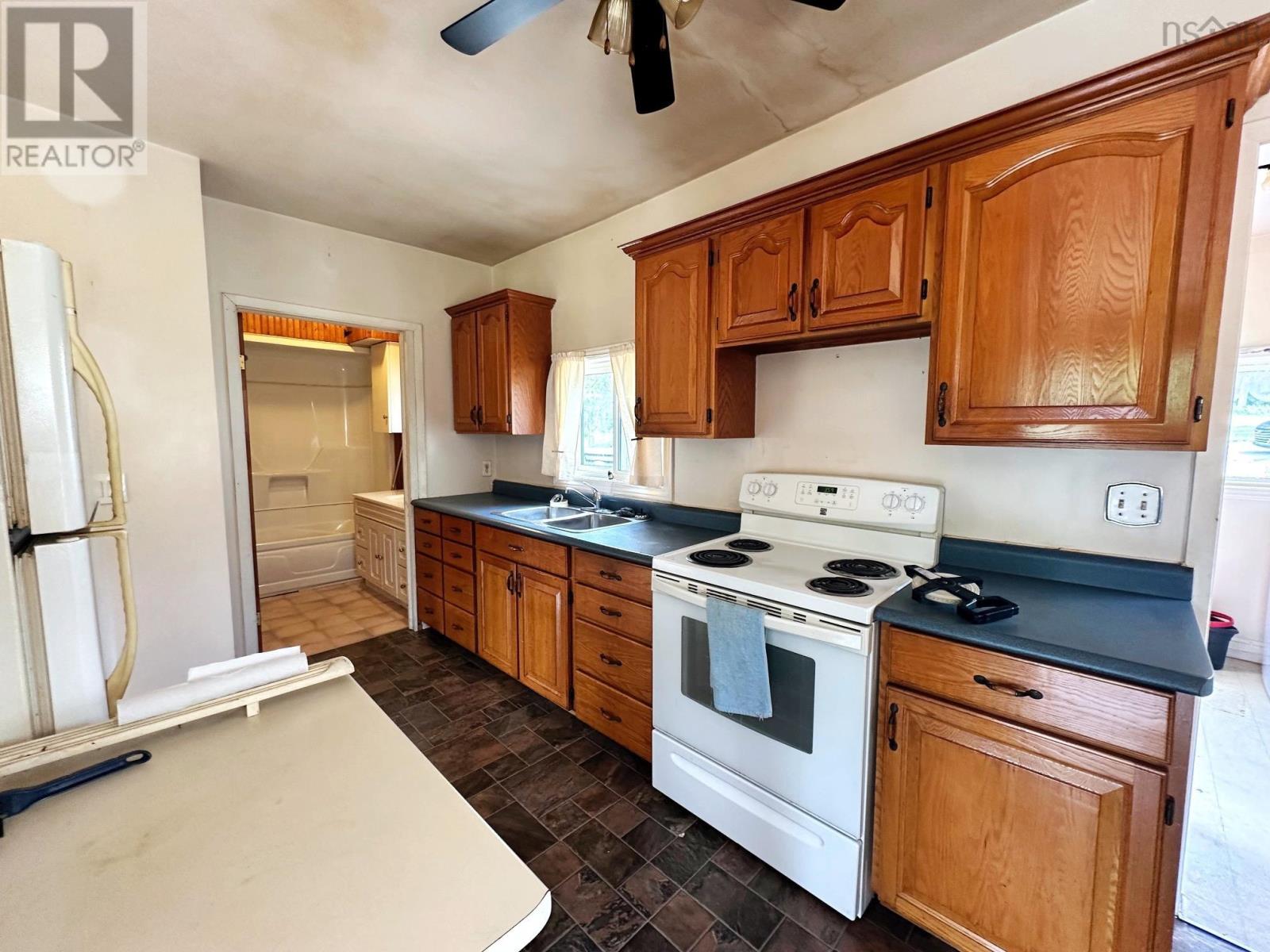 24 Buchanan Avenue, Enfield, Nova Scotia  B2T 1C8 - Photo 7 - 202501466