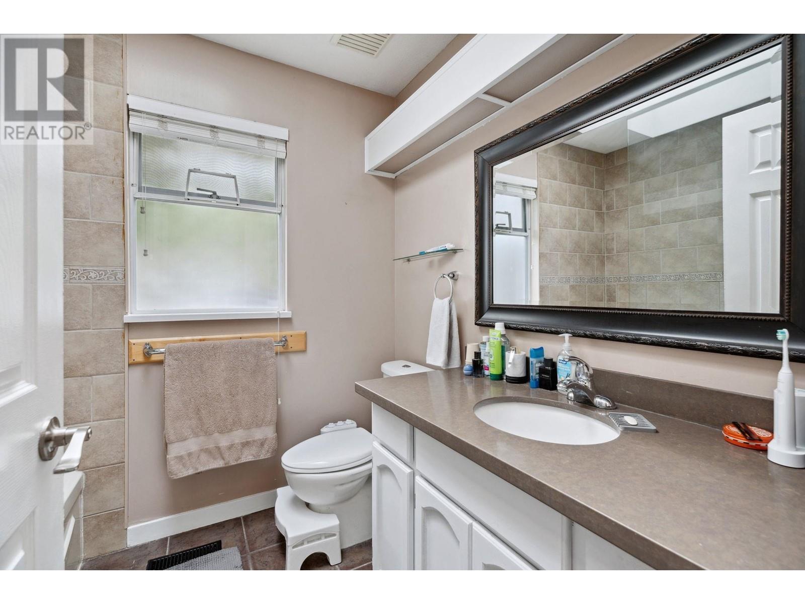 1385 Yarmouth Street, Port Coquitlam, British Columbia  V3C 5P9 - Photo 16 - R2954617