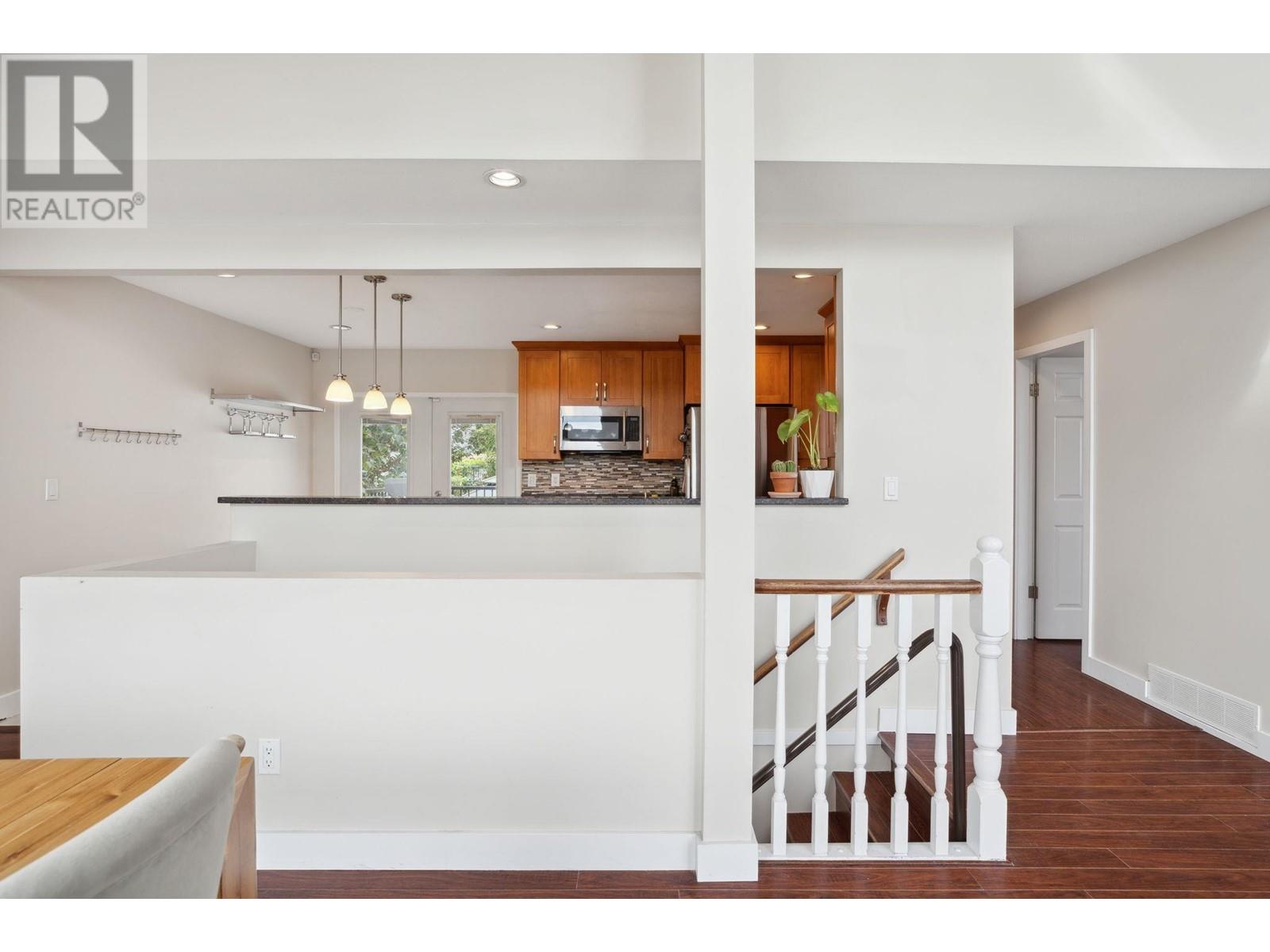 1385 Yarmouth Street, Port Coquitlam, British Columbia  V3C 5P9 - Photo 8 - R2954617