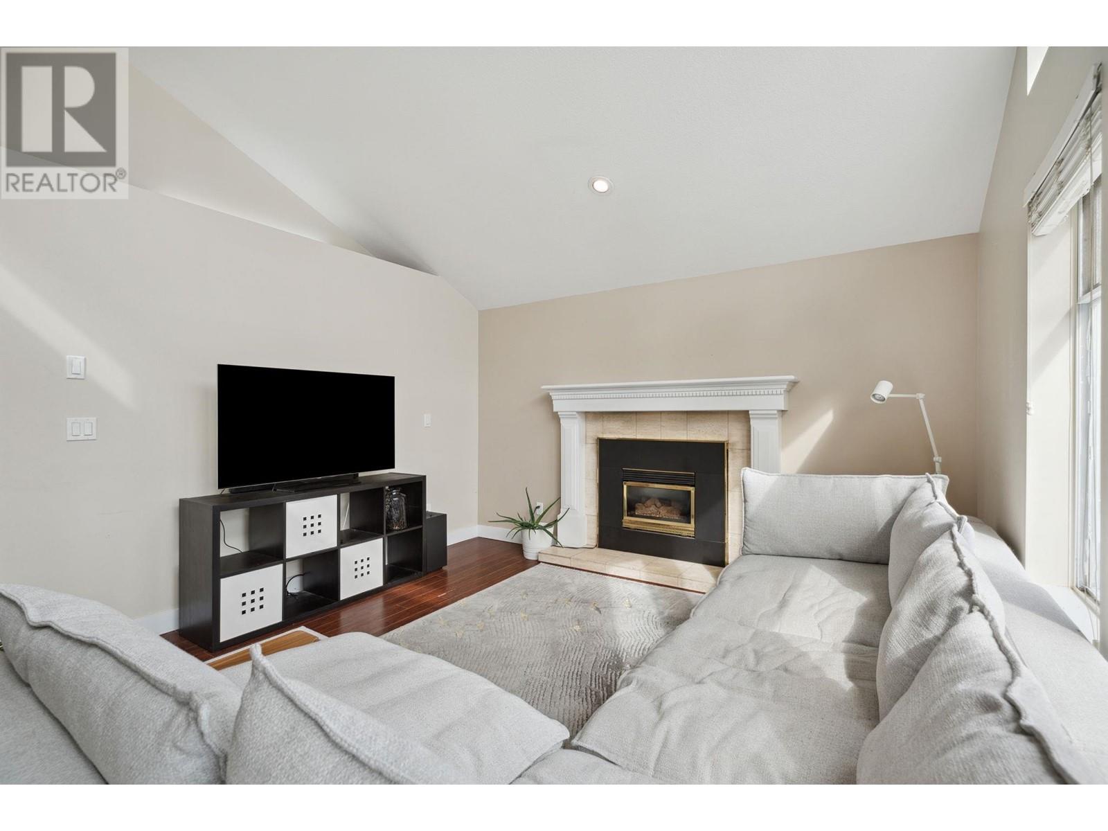 1385 Yarmouth Street, Port Coquitlam, British Columbia  V3C 5P9 - Photo 5 - R2954617