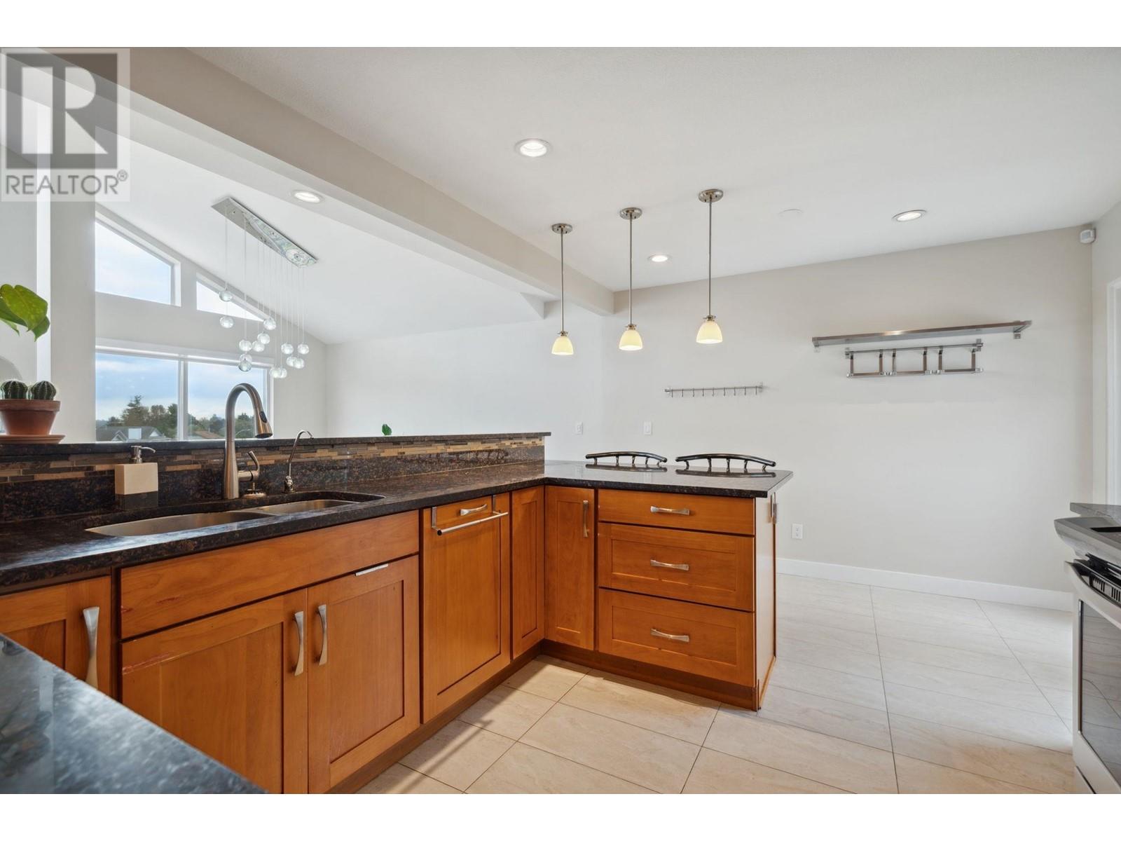 1385 Yarmouth Street, Port Coquitlam, British Columbia  V3C 5P9 - Photo 14 - R2954617