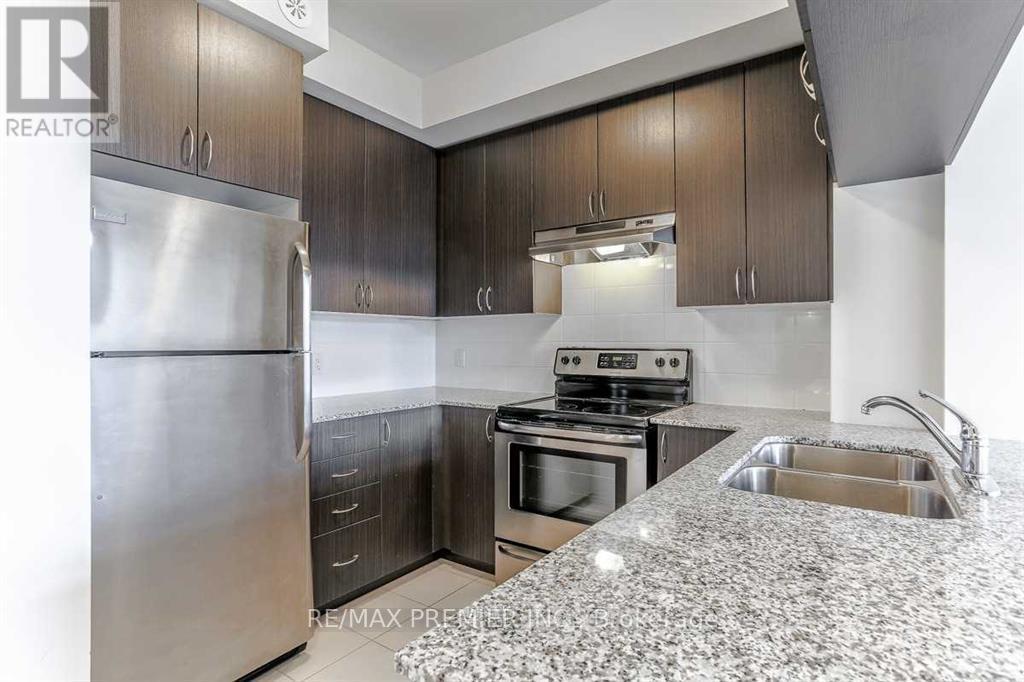 Property at 313 - 54 SKY HARBOUR DRIVE image 4