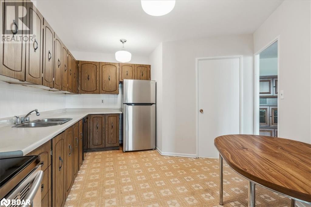 15 Vicora Linkway Unit# 1210, Toronto, Ontario  M3C 1A8 - Photo 3 - 40692708