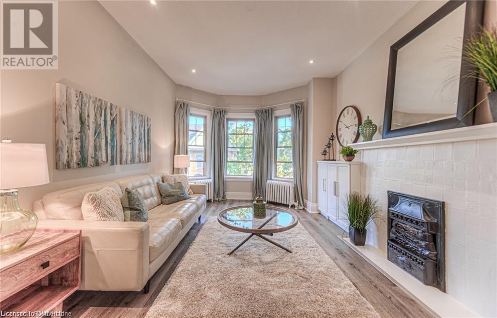Property at 133 MARKLAND Street image 2