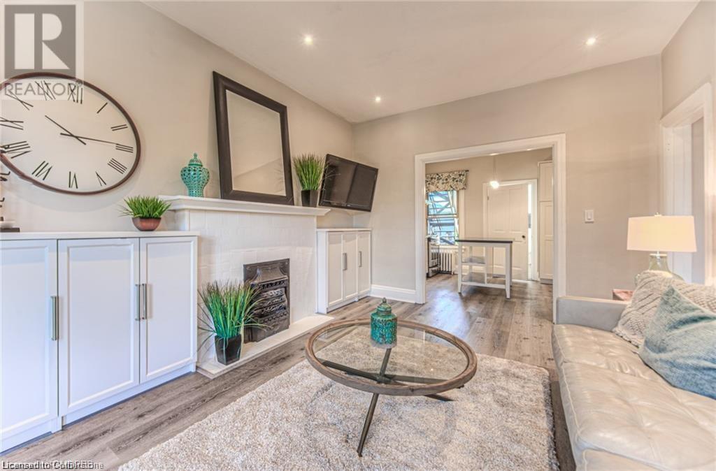 Property at 133 MARKLAND Street image 5
