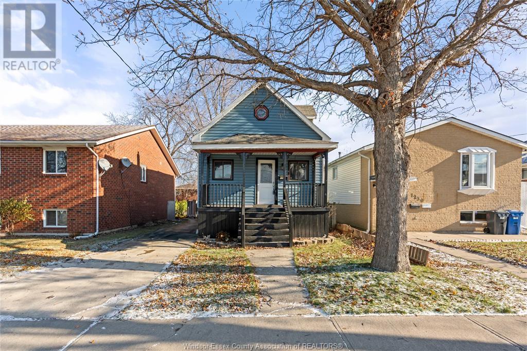 1226 High, Windsor, Ontario  N8Y 4B2 - Photo 2 - 25001473