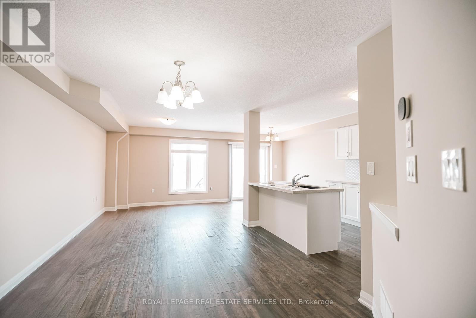 116 Laguna Village Crescent, Hamilton, Ontario  L0R 1P0 - Photo 6 - X11937521