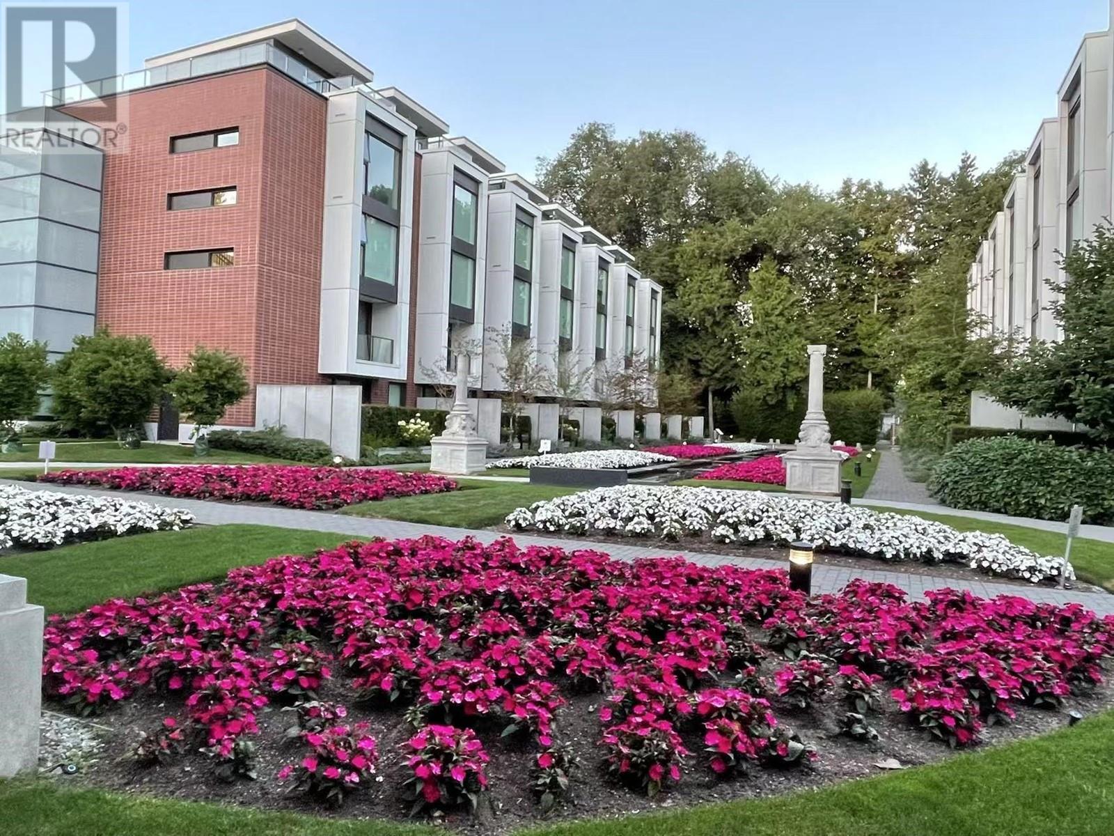 Listing Picture 31 of 31 : 1553 W 57TH AVENUE, Vancouver / 溫哥華 - 魯藝地產 Yvonne Lu Group - MLS Medallion Club Member