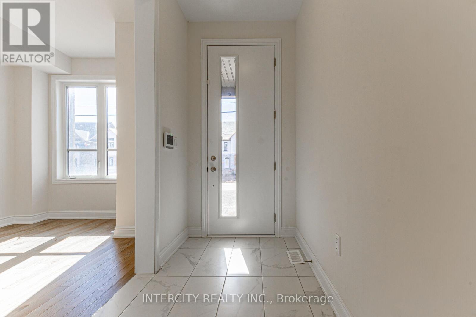 Property at 3273 SIXTH LINE image 2