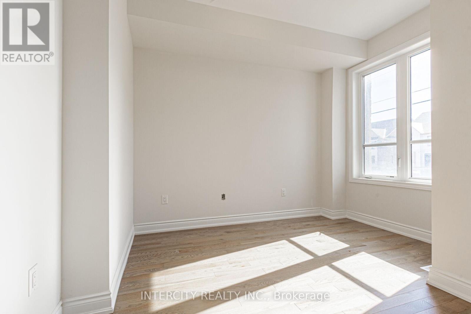 Property at 3273 SIXTH LINE image 3