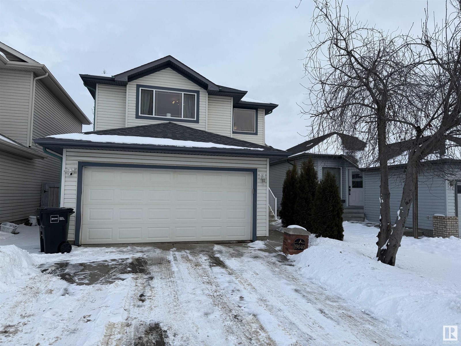 19040 47 Av Nw, Edmonton, Alberta  T6M 2V6 - Photo 1 - E4418957