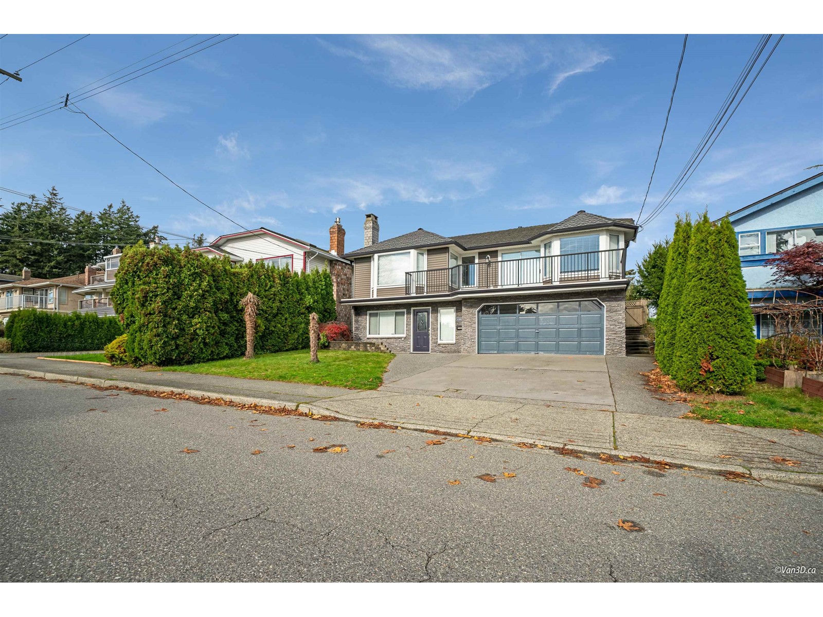 Property at 15555 BUENA VISTA AVENUE image 4