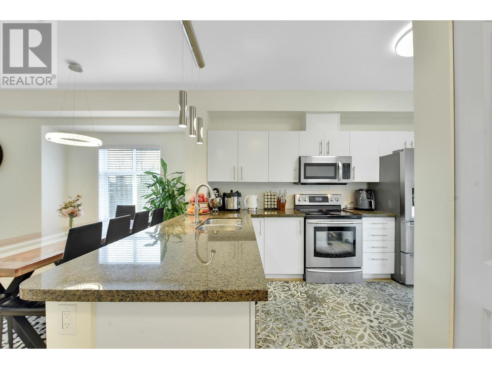 74 935 Ewen Avenue, New Westminster, British Columbia V3M 0A1 - Photo 12 - R2958322