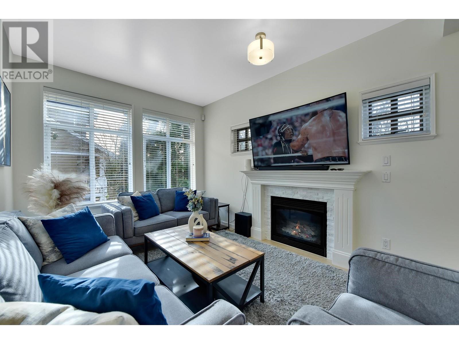 74 935 Ewen Avenue, New Westminster, British Columbia V3M 0A1 - Photo 5 - R2958322