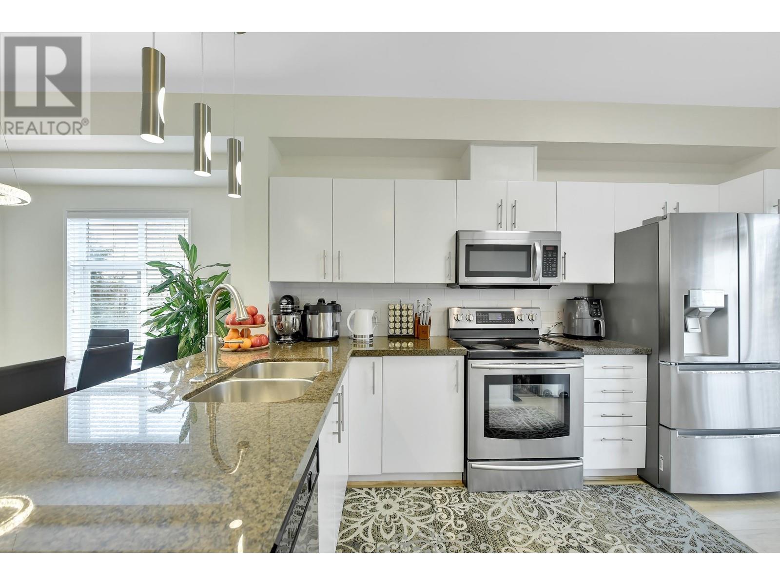 74 935 Ewen Avenue, New Westminster, British Columbia V3M 0A1 - Photo 13 - R2958322