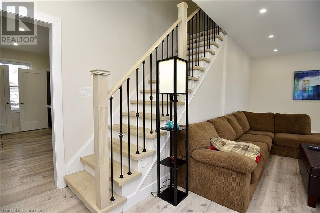 2546 Wilson Street W, Ancaster, Ontario  L0R 1A0 - Photo 9 - 40692735