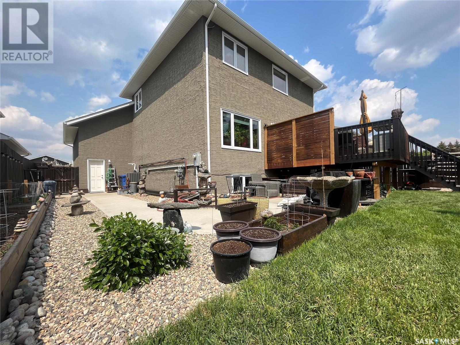 195 5th Avenue, Esterhazy, Saskatchewan  S0A 0X0 - Photo 41 - SK993107