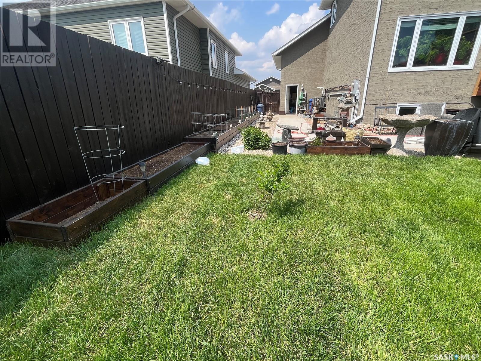 195 5th Avenue, Esterhazy, Saskatchewan  S0A 0X0 - Photo 43 - SK993107