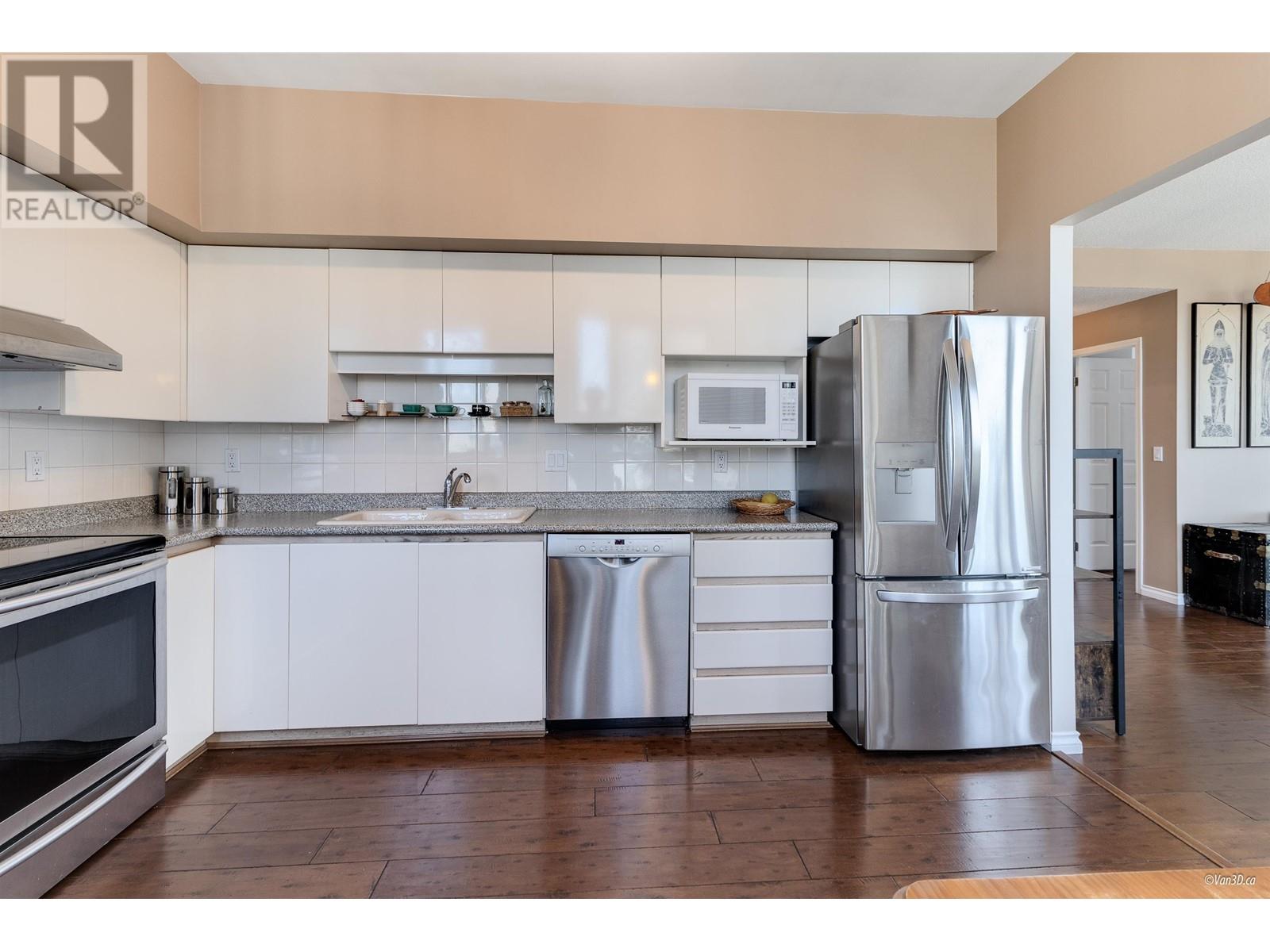 Listing Picture 11 of 27 : 1403 5967 WILSON AVENUE, Burnaby / 本拿比 - 魯藝地產 Yvonne Lu Group - MLS Medallion Club Member
