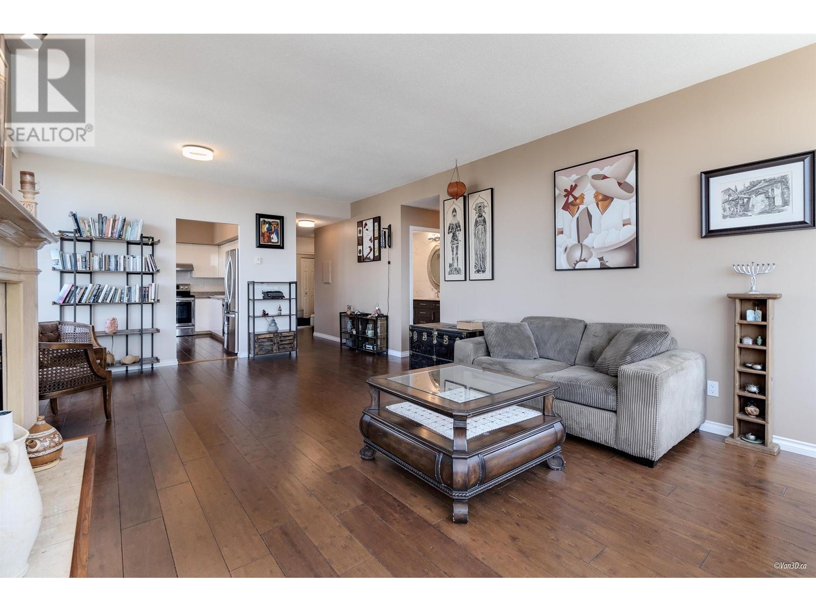 Listing Picture 2 of 27 : 1403 5967 WILSON AVENUE, Burnaby / 本拿比 - 魯藝地產 Yvonne Lu Group - MLS Medallion Club Member