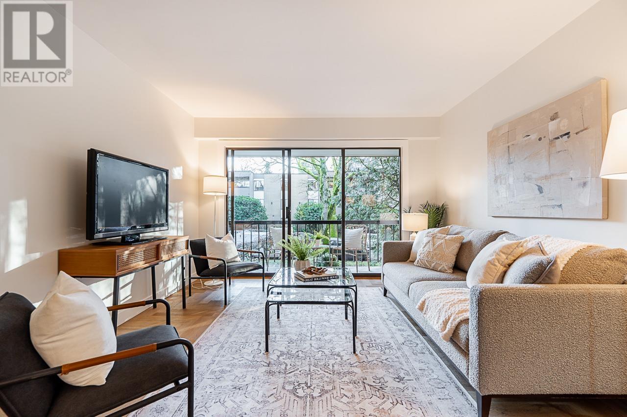 Listing Picture 14 of 29 : 207 1717 W 13TH AVENUE, Vancouver / 溫哥華 - 魯藝地產 Yvonne Lu Group - MLS Medallion Club Member