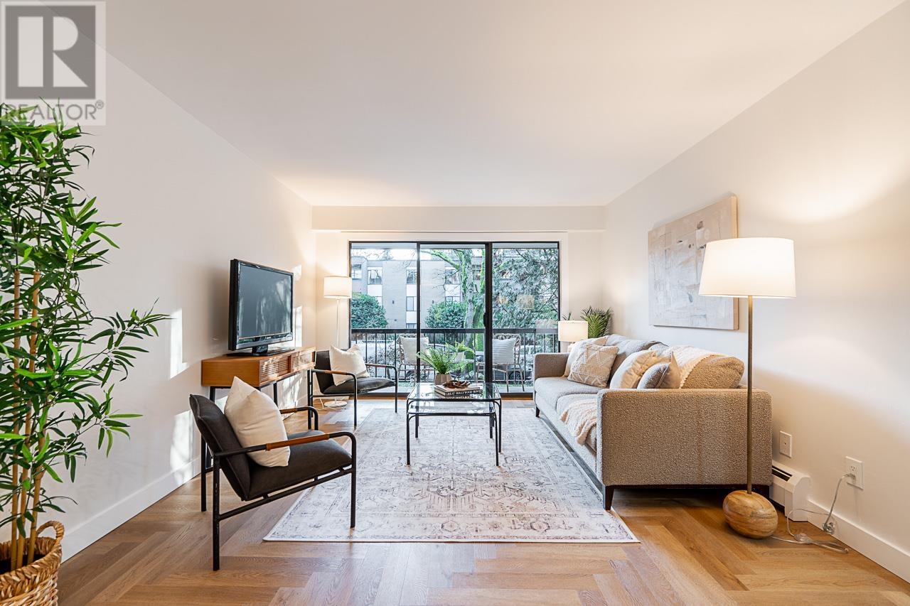 Listing Picture 9 of 29 : 207 1717 W 13TH AVENUE, Vancouver / 溫哥華 - 魯藝地產 Yvonne Lu Group - MLS Medallion Club Member