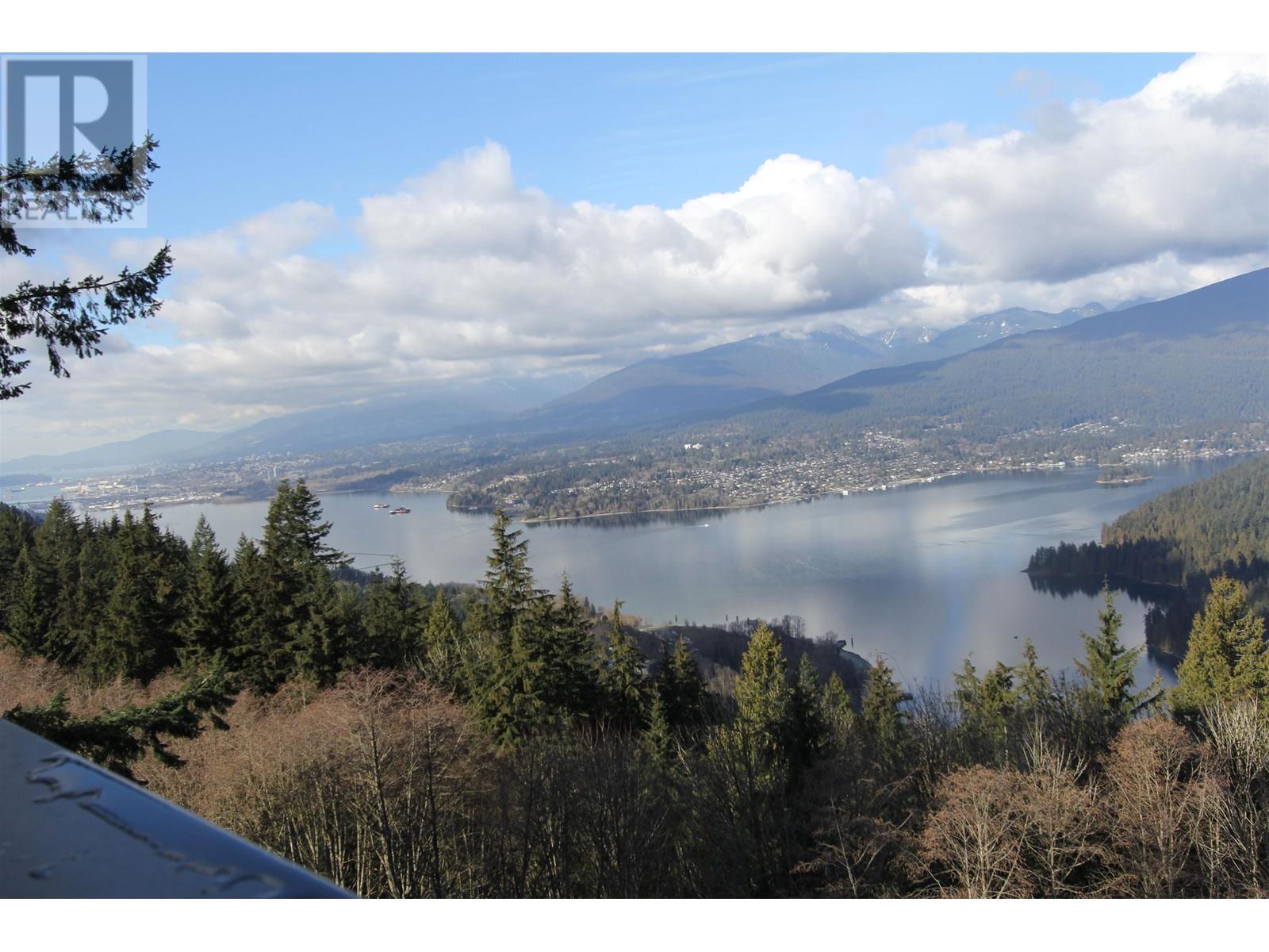507 8940 UNIVERSITY CRESCENT, burnaby, British Columbia