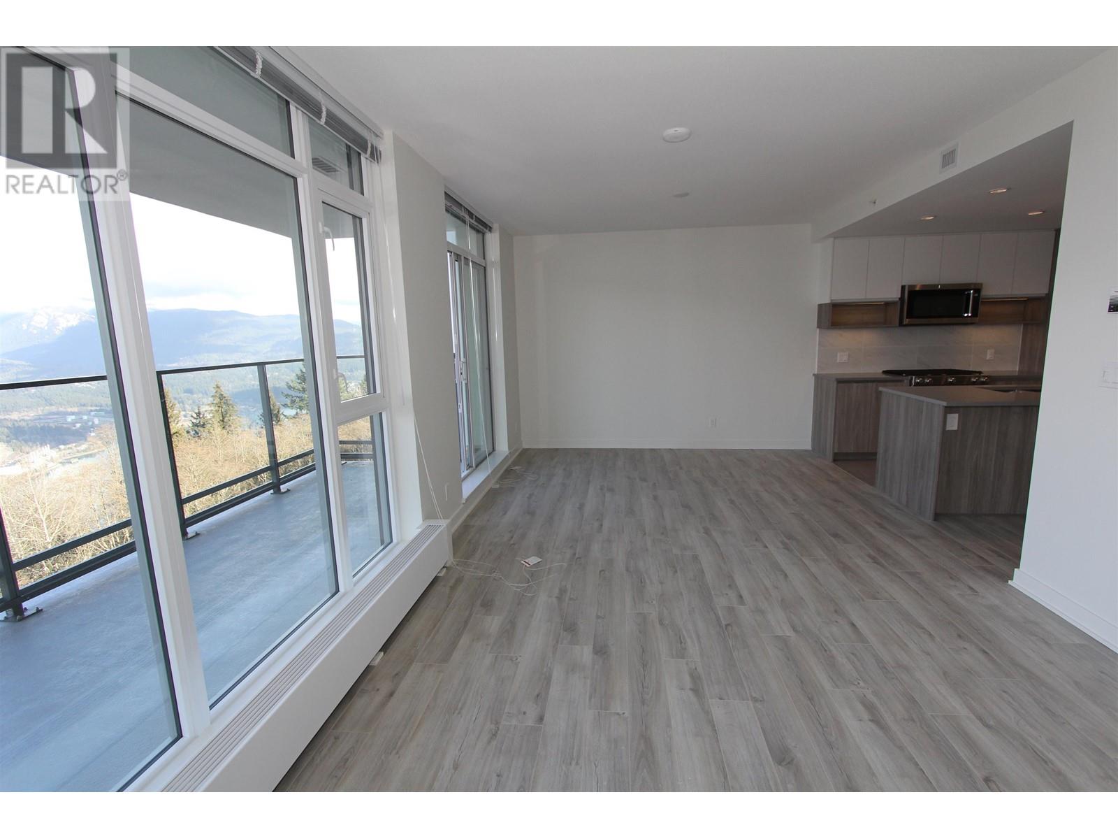 Listing Picture 5 of 26 : 507 8940 UNIVERSITY CRESCENT, Burnaby / 本拿比 - 魯藝地產 Yvonne Lu Group - MLS Medallion Club Member