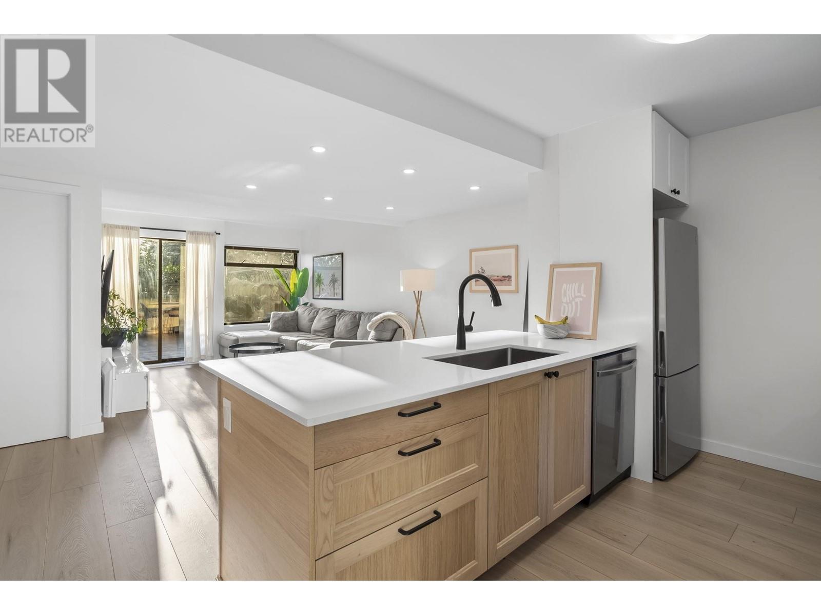 912 Britton Drive, Port Moody, British Columbia V3H 3S5 - Photo 10 - R2959498