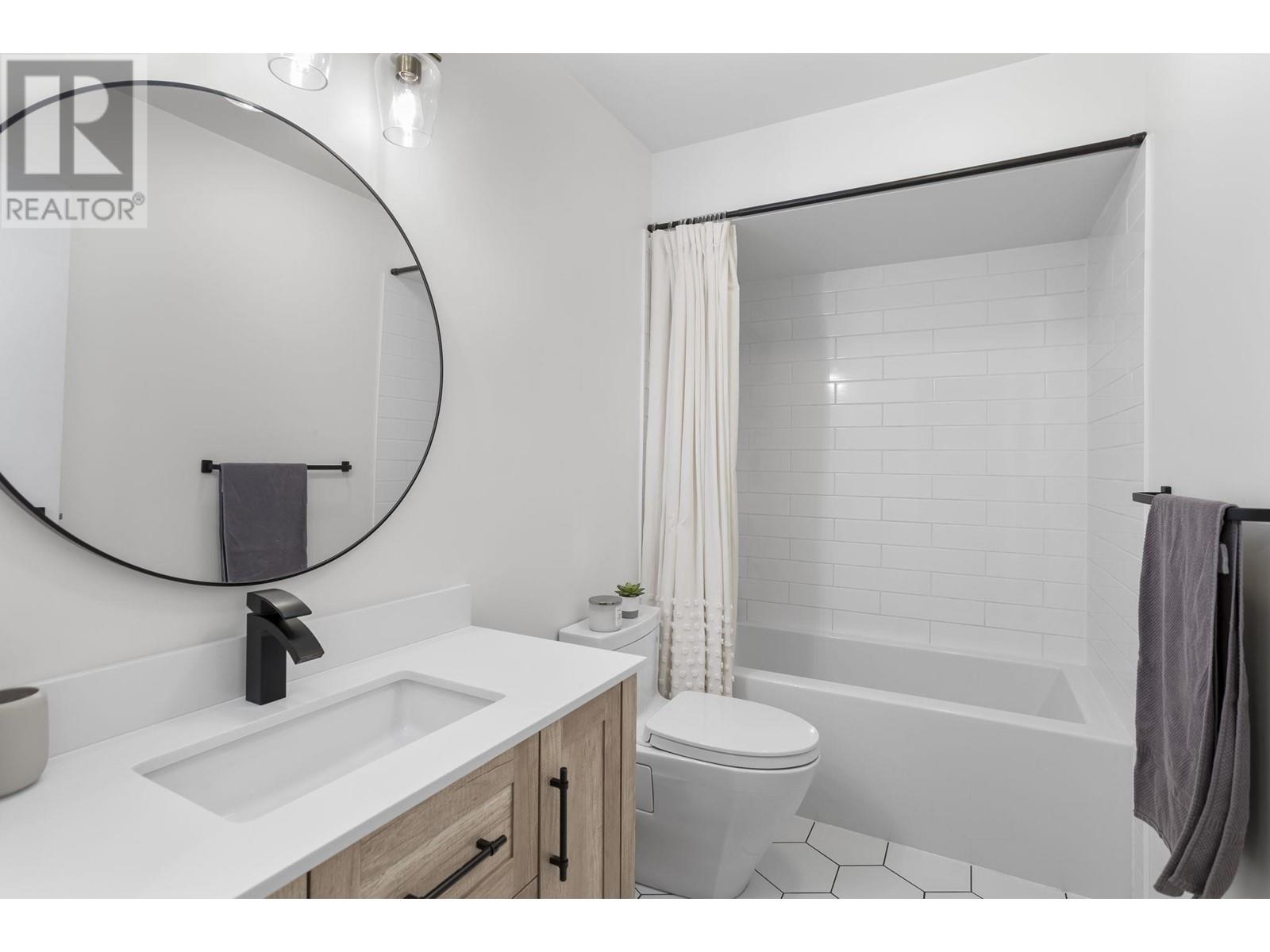 912 Britton Drive, Port Moody, British Columbia V3H 3S5 - Photo 14 - R2959498