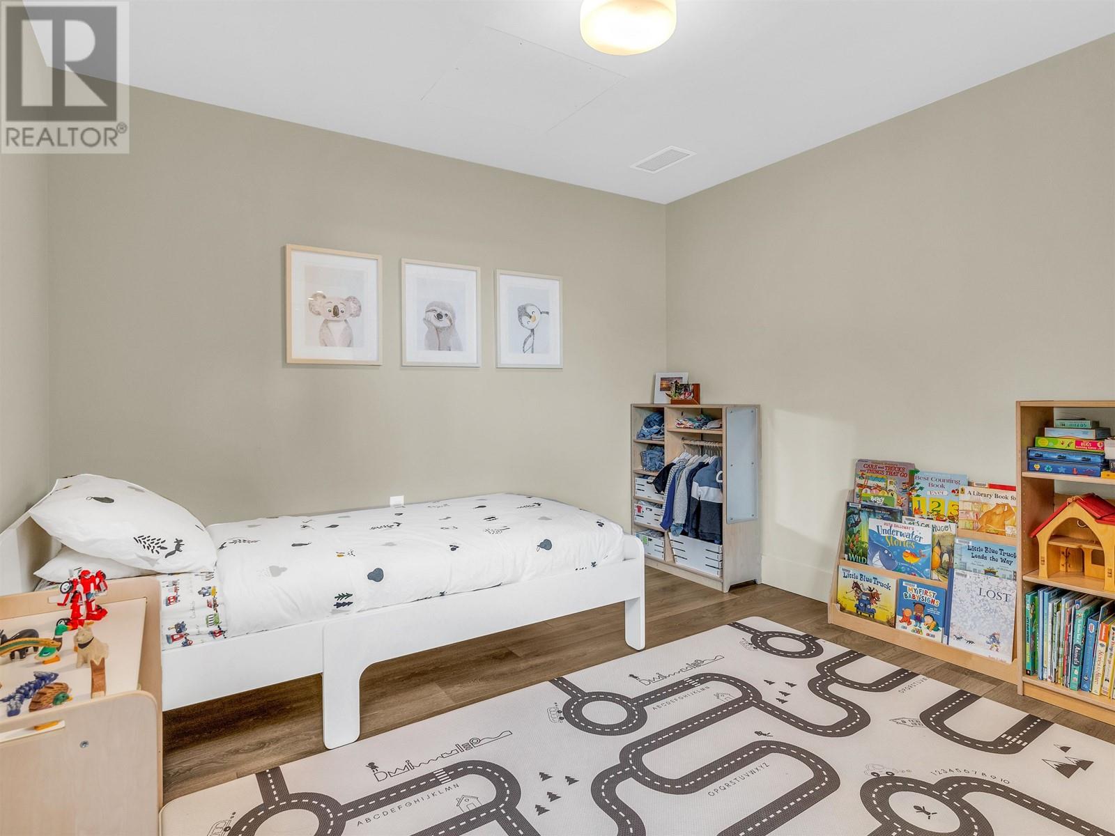 616 680 Seylynn Crescent, North Vancouver, British Columbia  V7J 0B5 - Photo 11 - R2959507