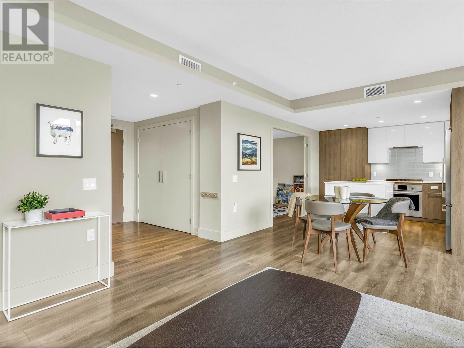 616 680 Seylynn Crescent, North Vancouver, British Columbia  V7J 0B5 - Photo 4 - R2959507