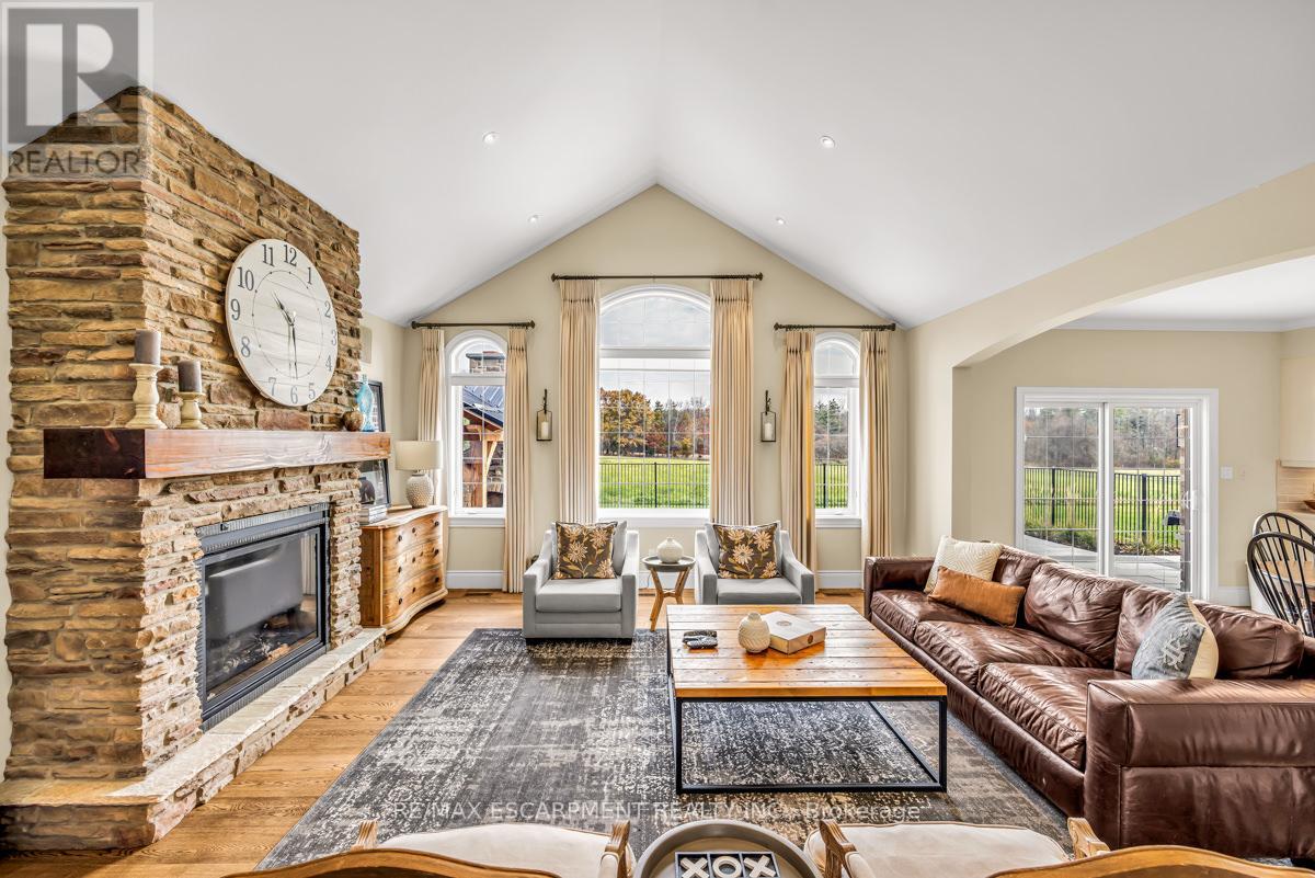 1068 Wyatt Road, Hamilton, Ontario  L8B 1A3 - Photo 8 - X11937810