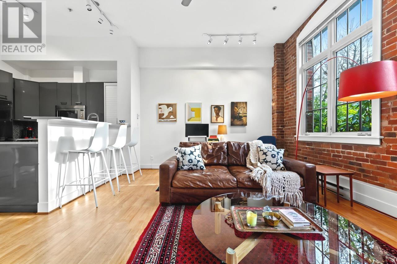 102 1811 W 16th Avenue, Vancouver, British Columbia  V6J 2M3 - Photo 9 - R2959032