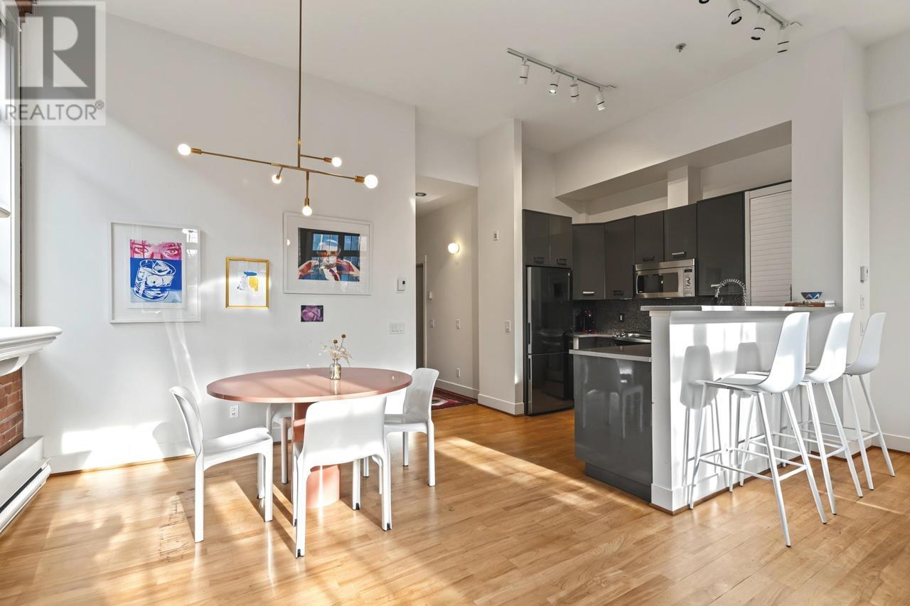 102 1811 W 16th Avenue, Vancouver, British Columbia  V6J 2M3 - Photo 8 - R2959032