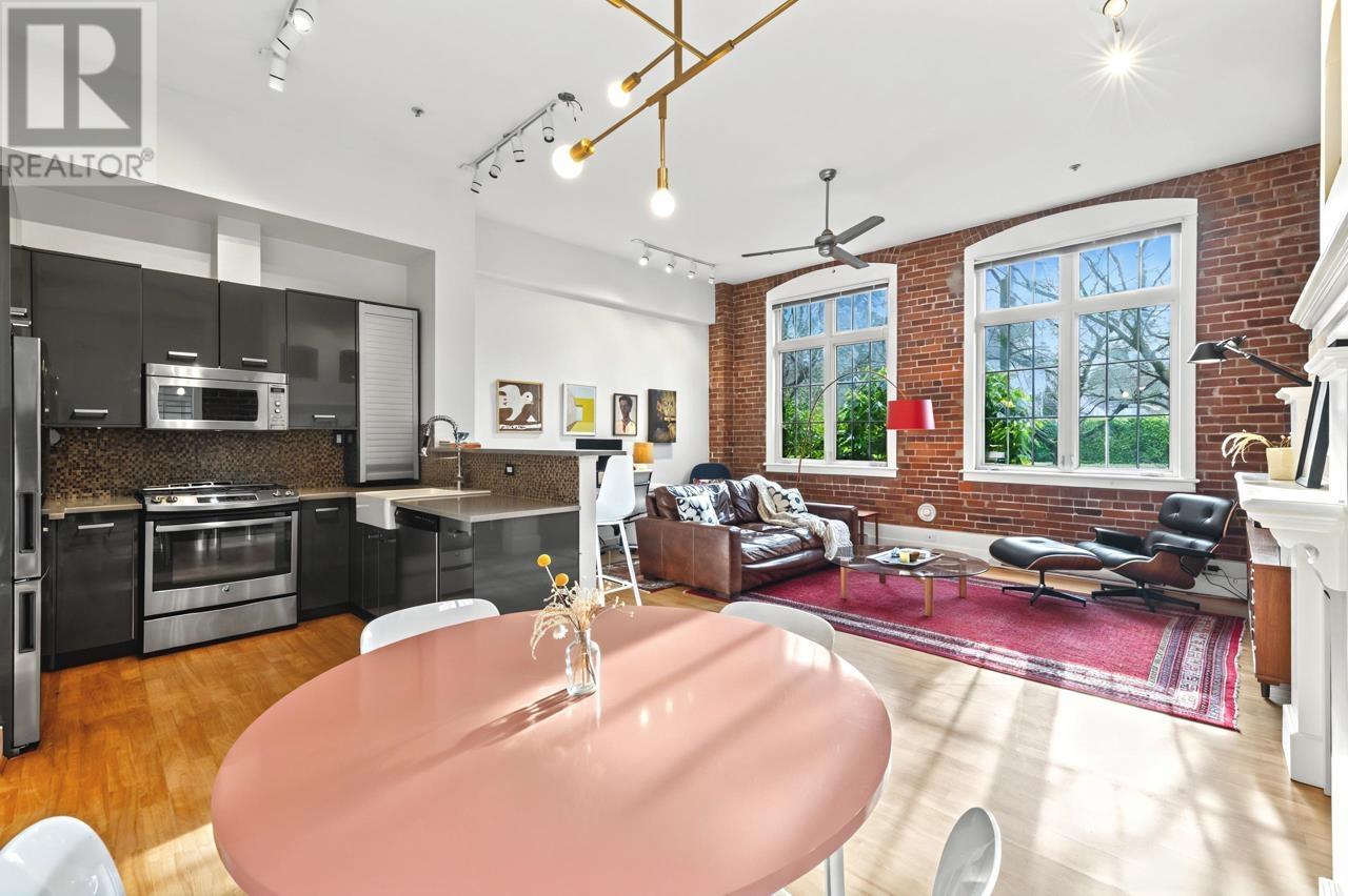 102 1811 W 16th Avenue, Vancouver, British Columbia  V6J 2M3 - Photo 7 - R2959032