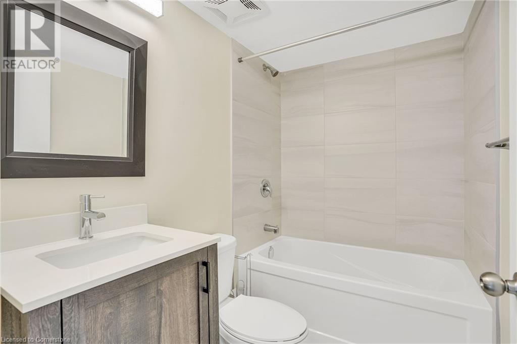 782 Mohawk Road E Unit# D, Hamilton, Ontario  L8T 2R1 - Photo 4 - 40692893